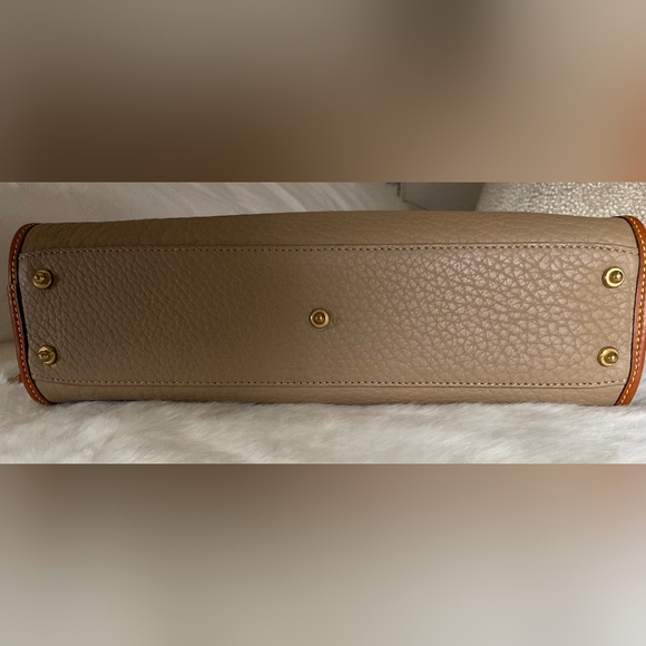 Dooney & Burke R155 shoulder bag - Picture 11 of 11